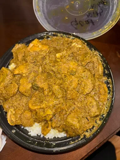 Curry chicken plate